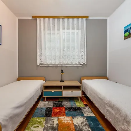 With Parking Space Baska, Krk - 22407 Baška